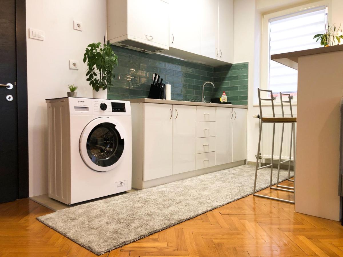 Promo - Flora Apartment Нови-Сад Экстерьер фото