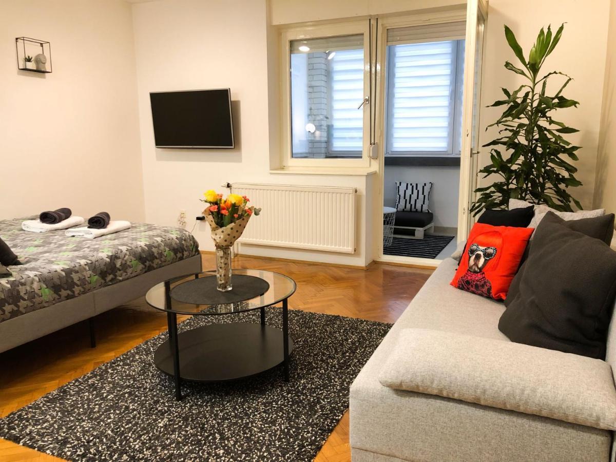 Promo - Flora Apartment Нови-Сад Экстерьер фото