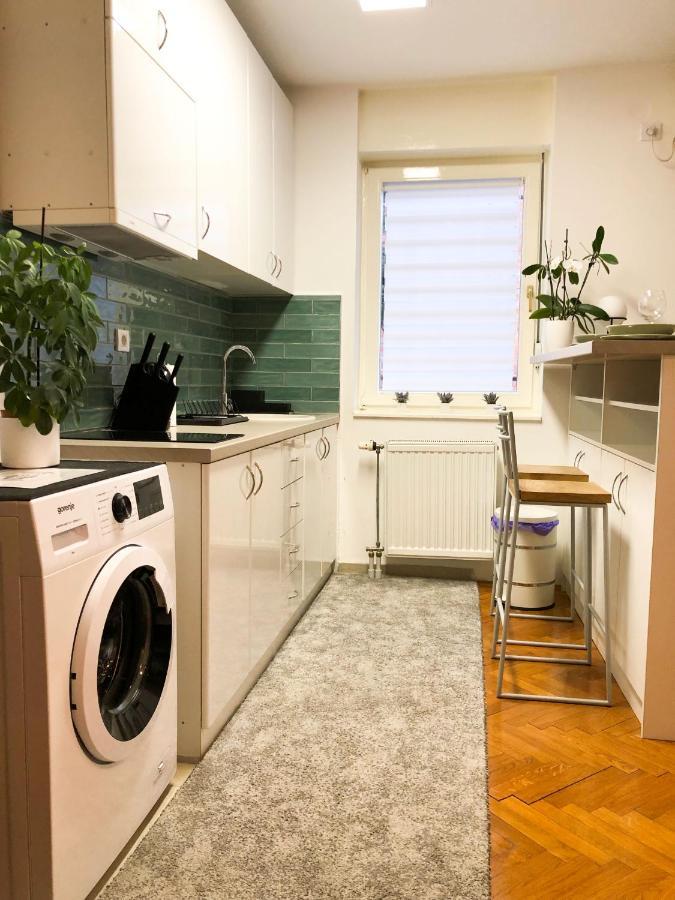 Promo - Flora Apartment Нови-Сад Экстерьер фото